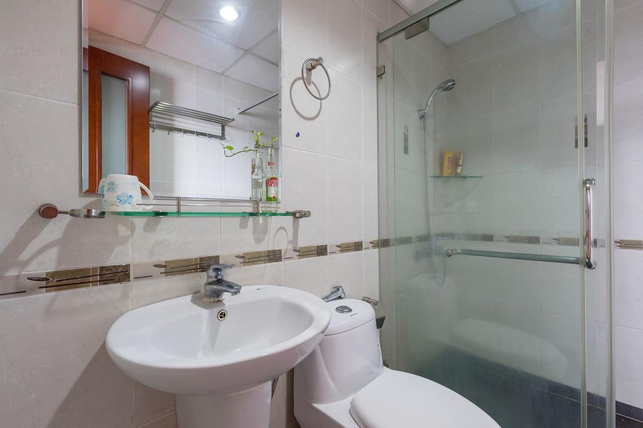 Sky Center Hostel Ho Chi Minh-stad Buitenkant foto